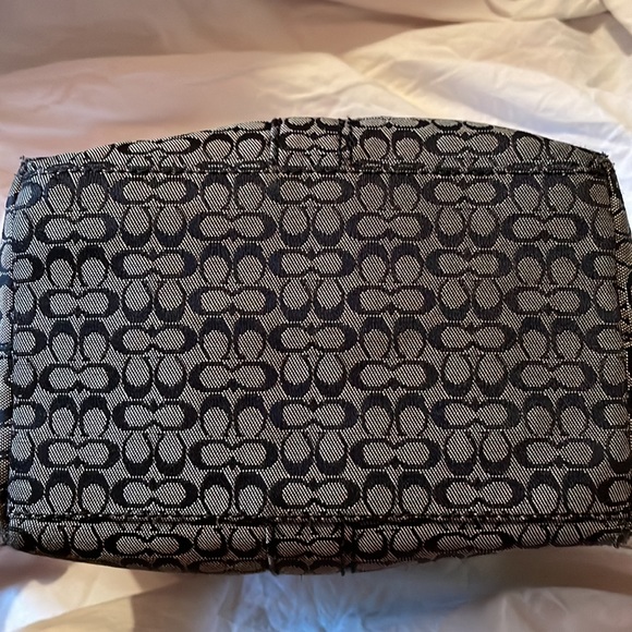 Coach Mini purse - Picture 8 of 13